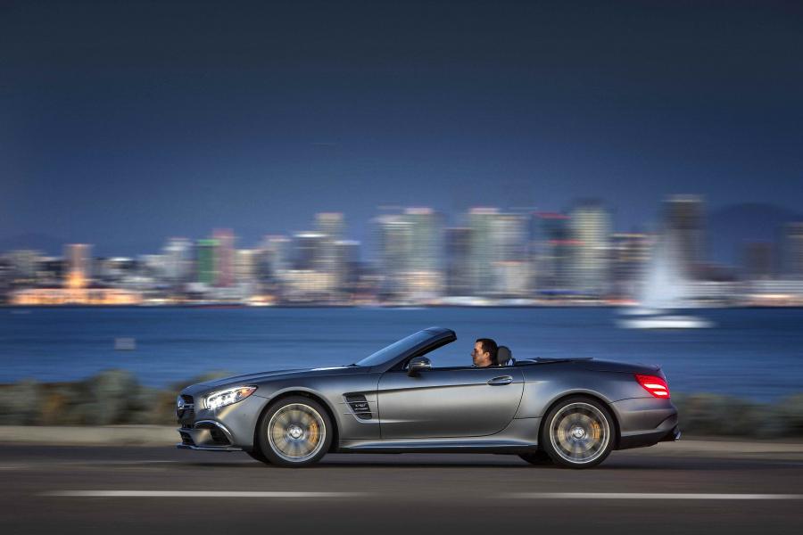  Mercedes-AMG SL65 2016 года  (NA) (фото 2 из 5)